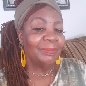 Meet your Posher, Marsha